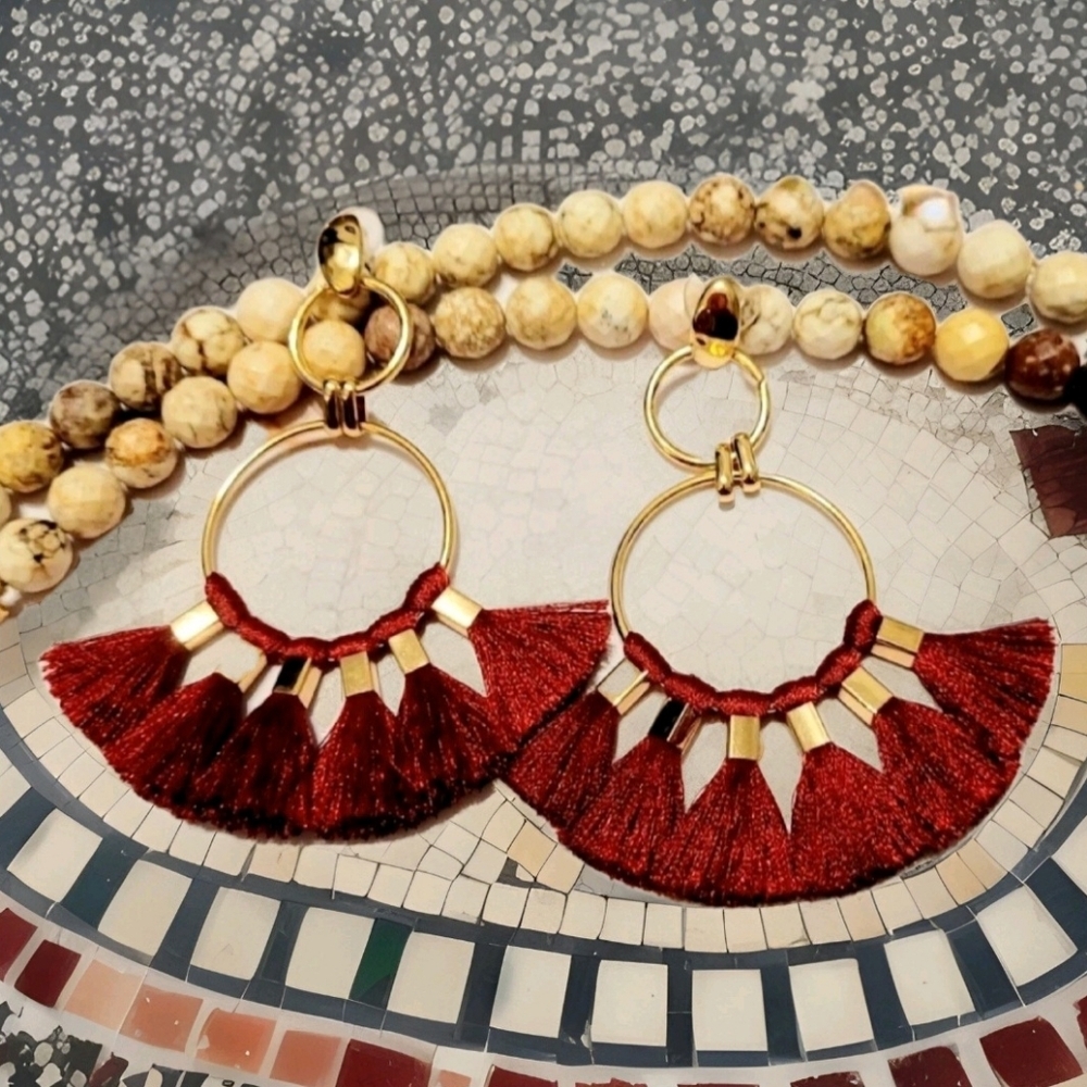 NWT Cha Cha Exageratd Red 100% Silk Tassel Gold Drop Earrings